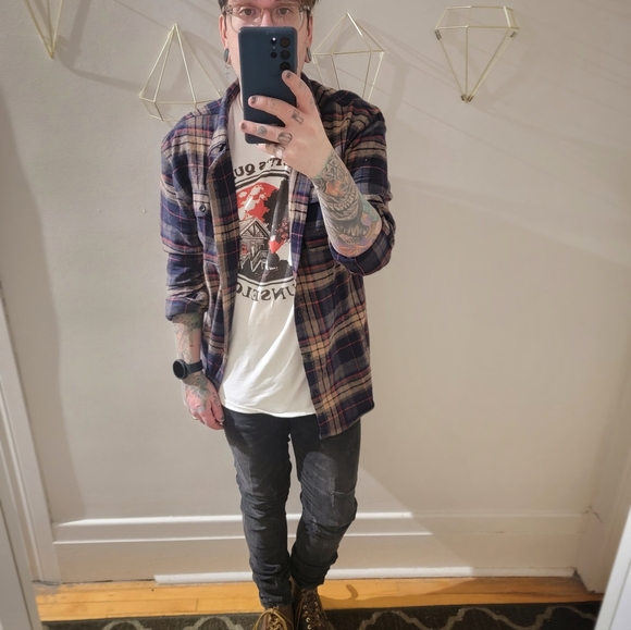 Meet your Posher, Tyan - Picture 4 of 5